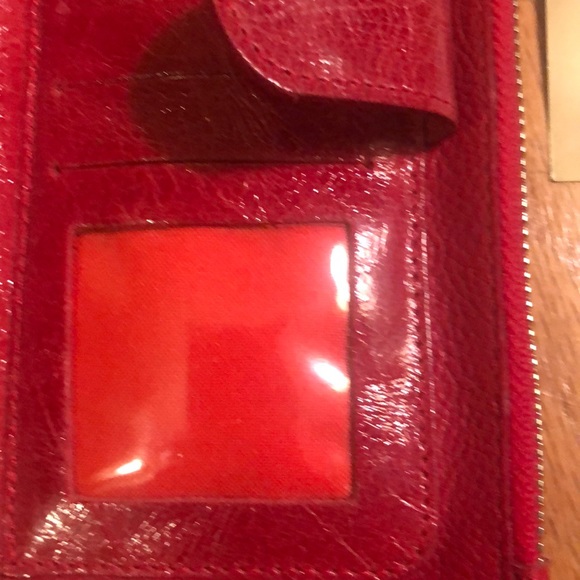 Red leather wallet. - Picture 8 of 8